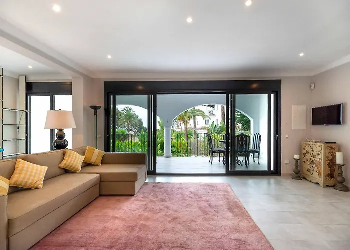 Paloma Marbella